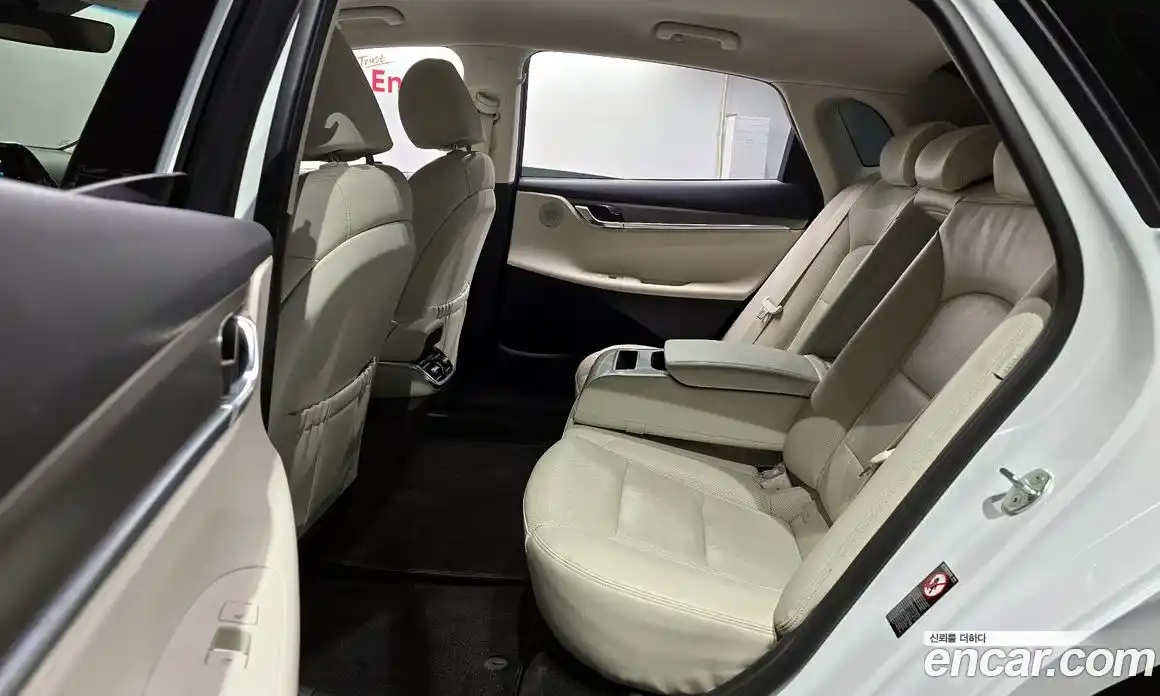 Hyundai Grandeur 2022 2.4 Автомат в Москве № 608991, фото 12