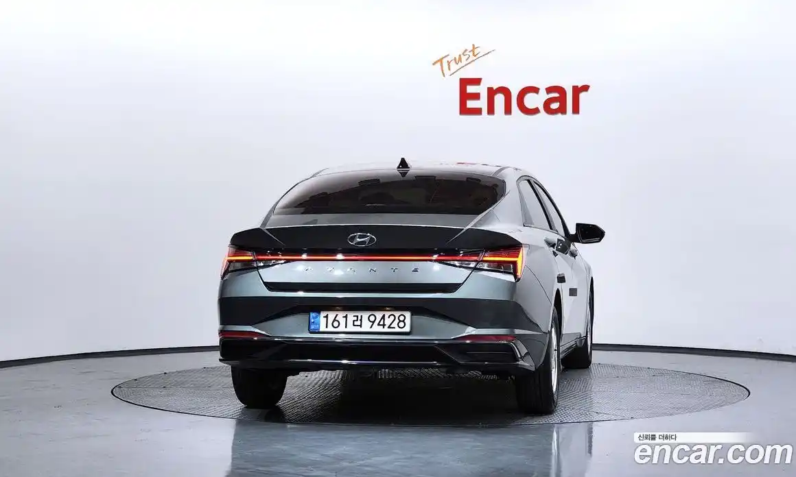 Hyundai Avante 2022 1.6 Автомат в Москве № 609145, фото 4