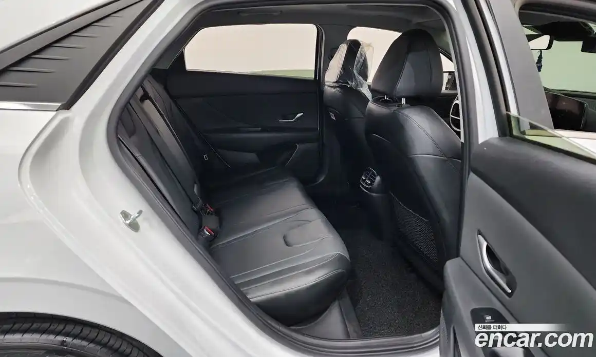 Hyundai Avante 2021 1.6 Автомат в Москве № 609268, фото 11