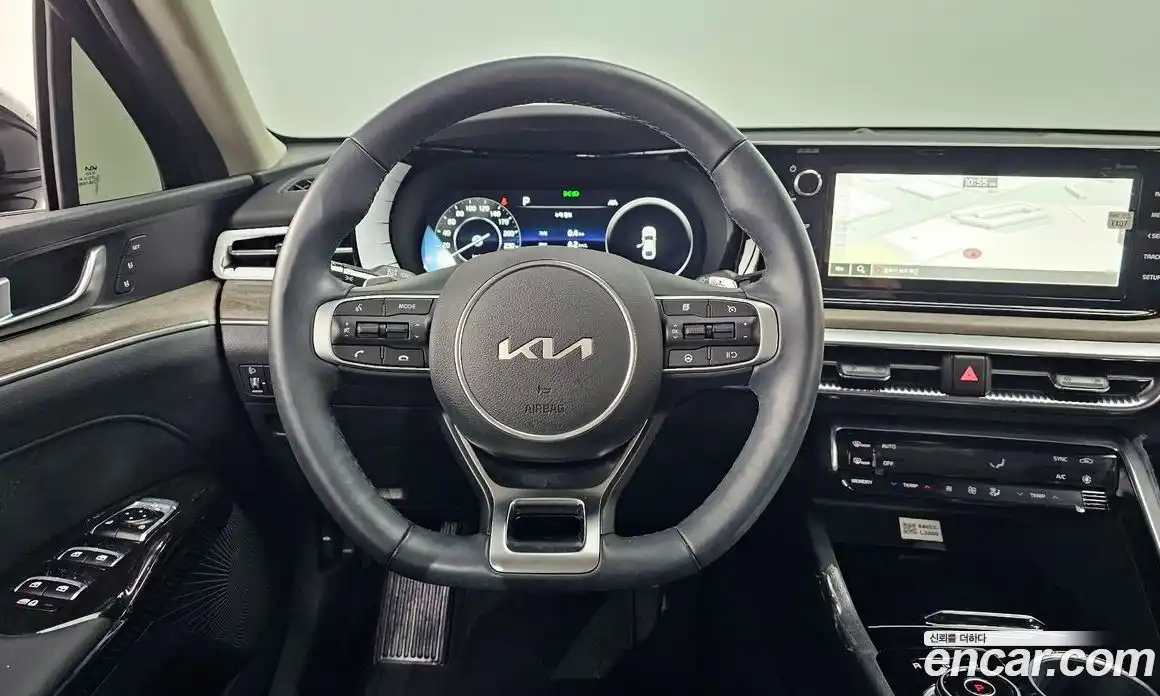 Kia K5 2023 1.6 Автомат в Москве № 609354, фото 13