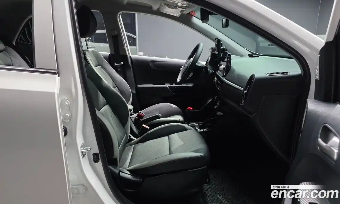 Kia Morning 2025 1.0 Автомат в Москве № 609430, фото 10