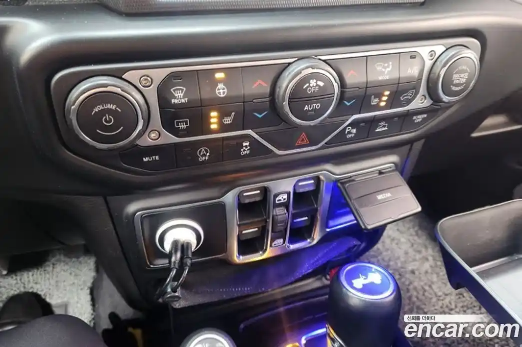 Jeep Wrangler 2021 2.0 Автомат в Москве № 609473, фото 9