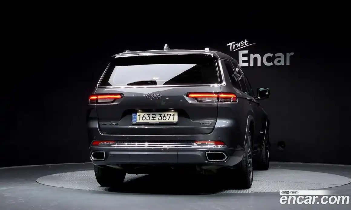 Jeep Cherokee 2022 3.6 Автомат в Москве № 609648, фото 3