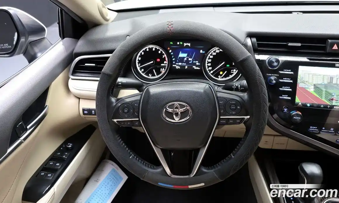 Toyota Camry 2018 2.5 Автомат в Москве № 609809, фото 13