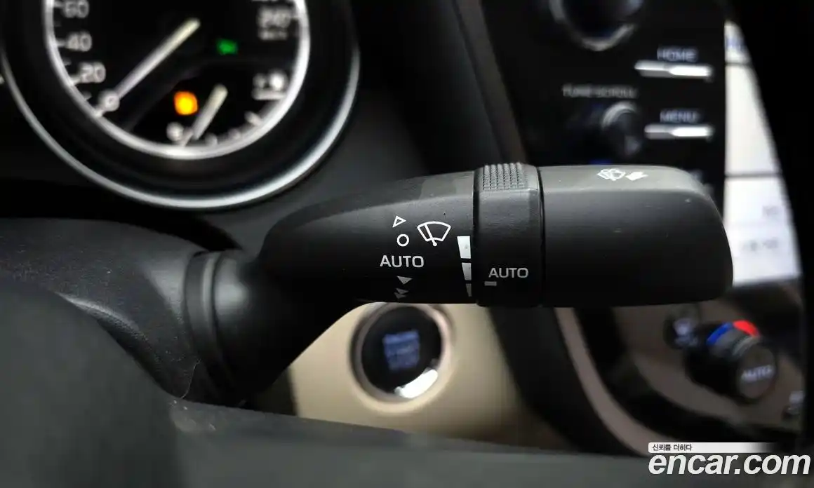 Toyota Camry 2018 2.5 Автомат в Москве № 609809, фото 16