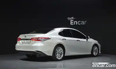 Toyota Camry 2018 2.5 Автомат в Москве № 609809, миниатюра 2