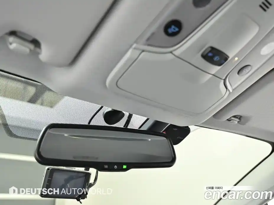 Toyota Prius 2017 1.8 Автомат в Москве № 609859, фото 18