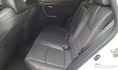 Toyota RAV4 2025 2.5 Автомат в Москве № 609882, миниатюра 11