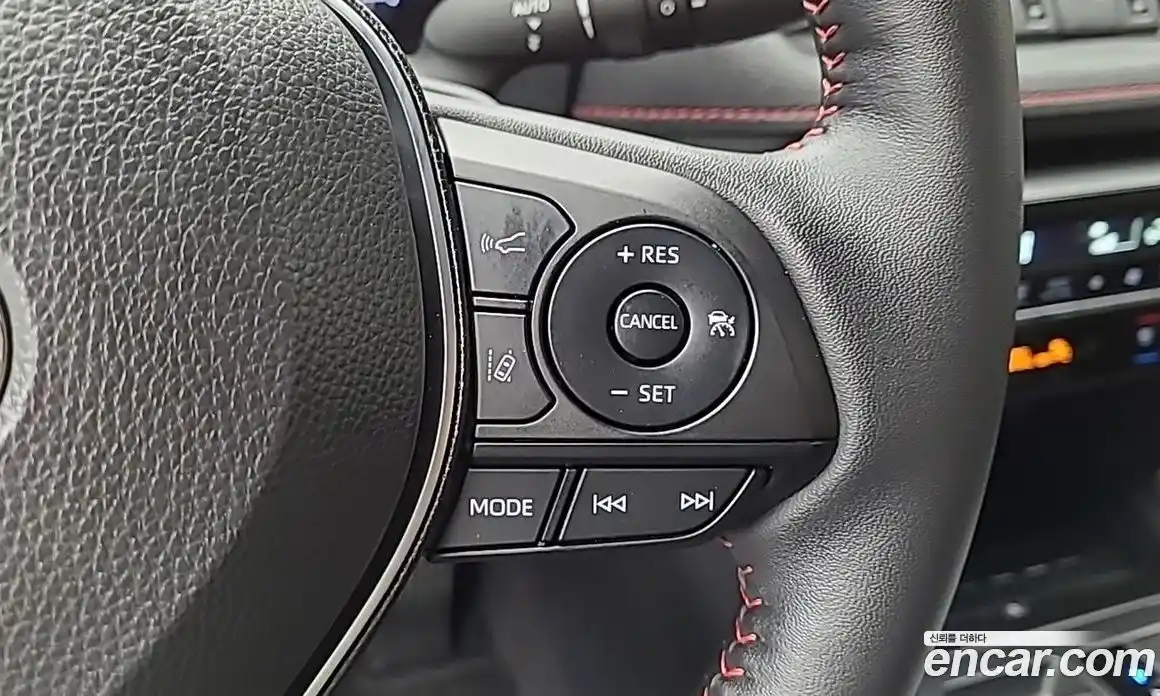 Toyota RAV4 2025 2.5 Автомат в Москве № 609882, фото 14