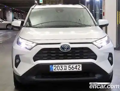 Toyota RAV4 2022 2.5 Вариатор в Москве № 609917, миниатюра 2