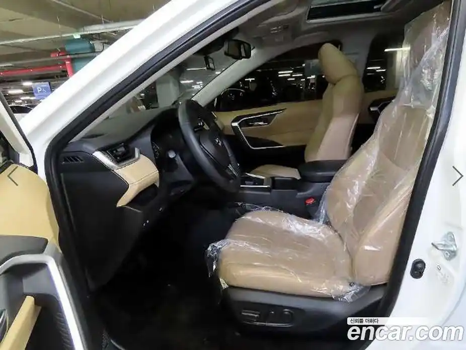 Toyota RAV4 2022 2.5 Вариатор в Москве № 609917, фото 6