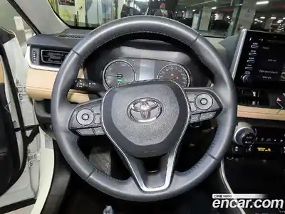 Toyota RAV4 2022 2.5 Вариатор в Москве № 609917, миниатюра 8