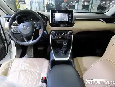 Toyota RAV4 2022 2.5 Вариатор в Москве № 609917, миниатюра 10