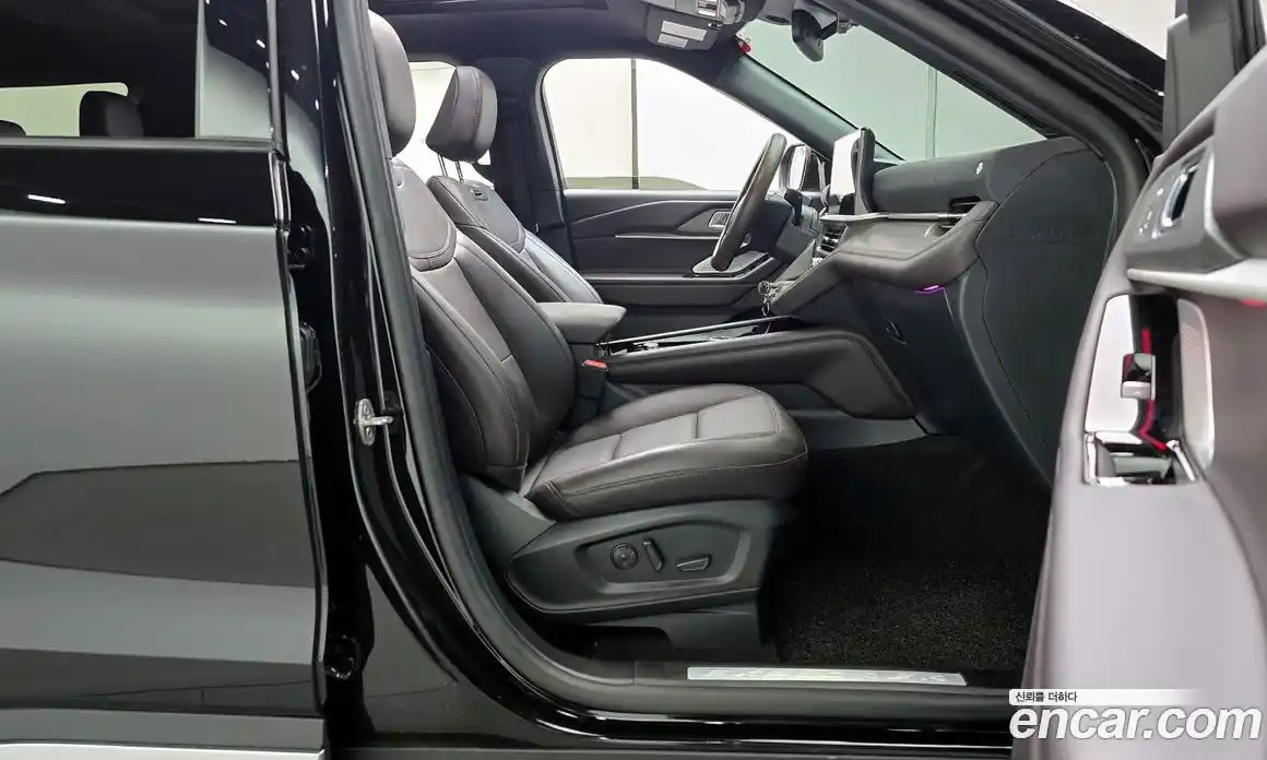 Ford Explorer 2025 2.3 Автомат в Москве № 609971, фото 10