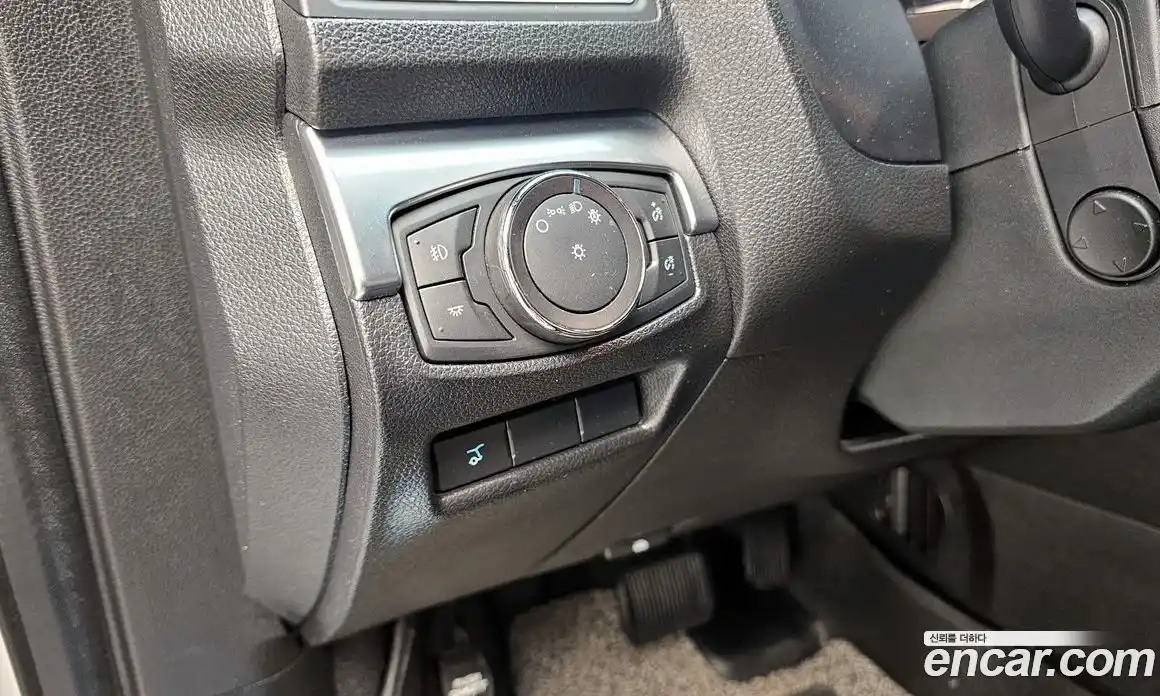 Ford Explorer 2018 2.3 Автомат в Москве № 610222, фото 15