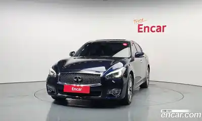 Infiniti Q70 2015 3.0 Автомат в Москве № 610993, миниатюра 3
