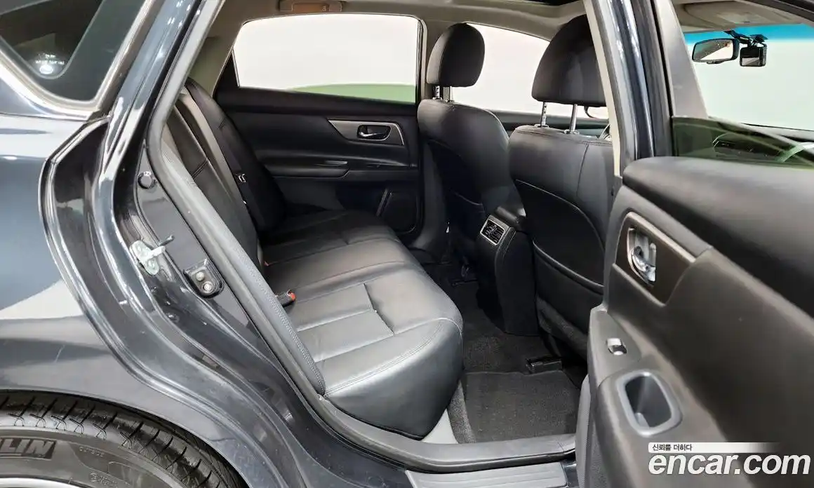 Nissan Altima 2015 2.5 Автомат в Москве № 611298, фото 12