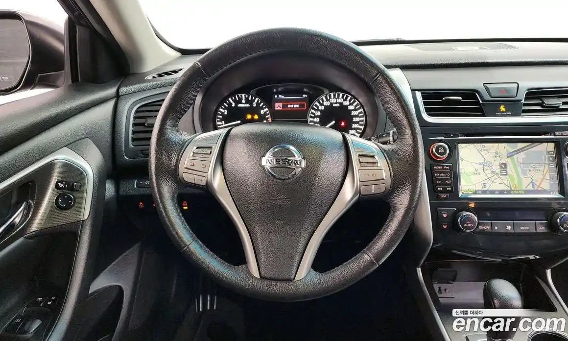 Nissan Altima 2015 2.5 Автомат в Москве № 611298, фото 13