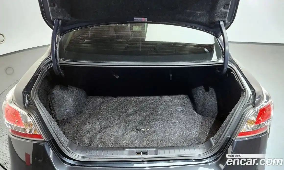 Nissan Altima 2015 2.5 Автомат в Москве № 611298, фото 20