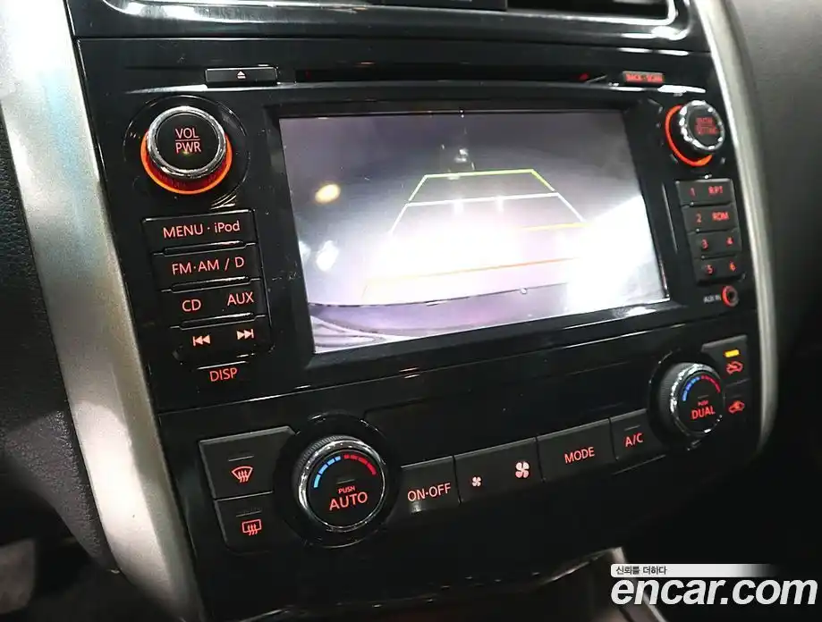 Nissan Altima 2014 2.5 Автомат в Москве № 611364, фото 13