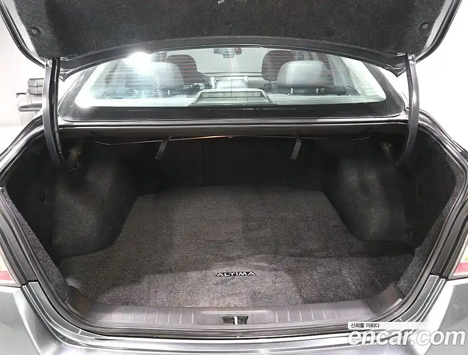 Nissan Altima 2014 2.5 Автомат в Москве № 611364, фото 19