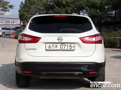 Nissan Qashqai 2016 1.6 Автомат в Москве № 611385, миниатюра 4
