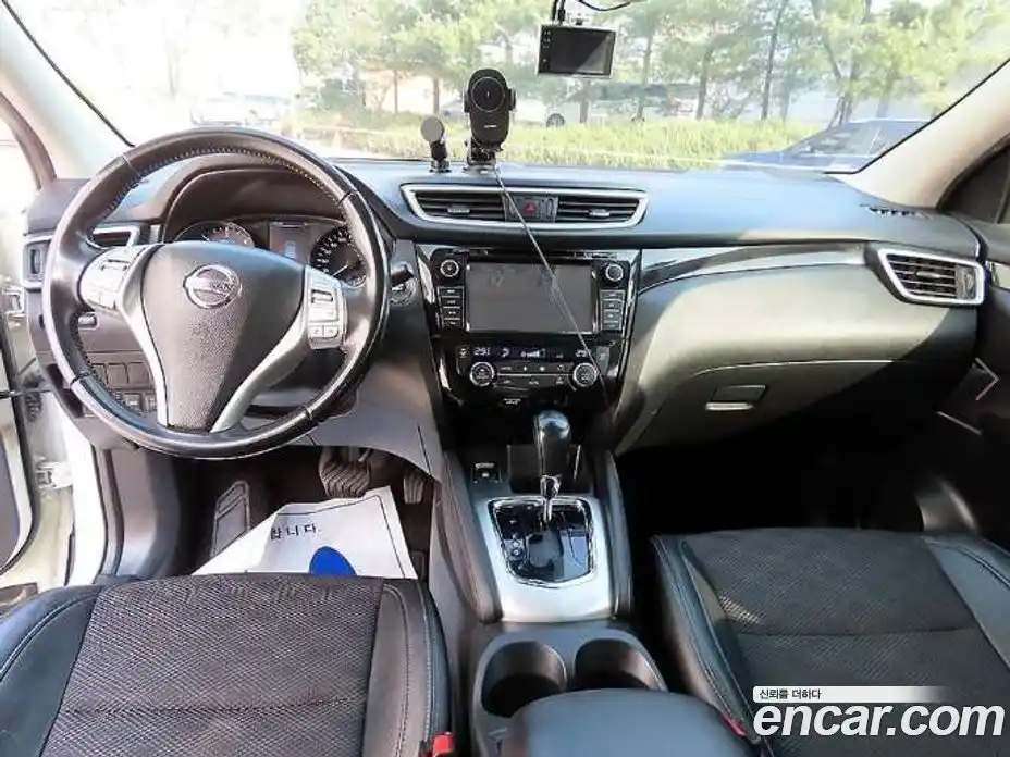 Nissan Qashqai 2016 1.6 Автомат в Москве № 611385, фото 7