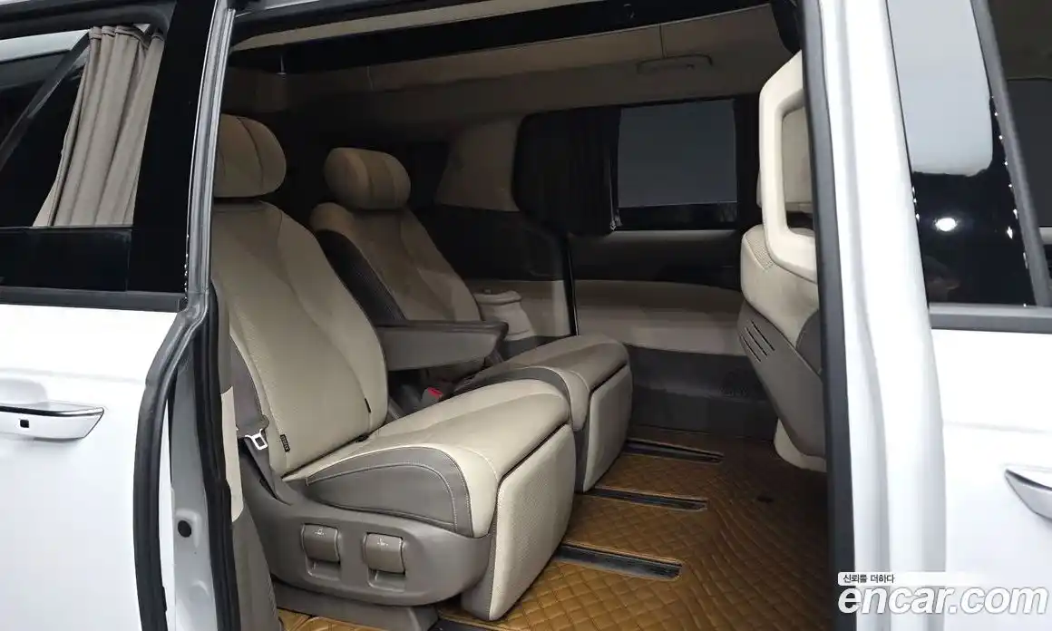 Kia Canival 2024 3.5 Автомат в Москве № 611473, фото 12