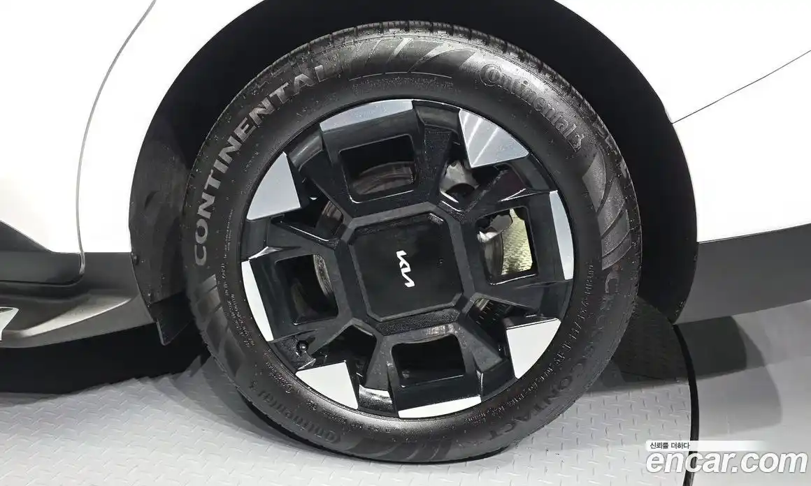 Kia Canival 2024 3.5 Автомат в Москве № 611473, фото 5