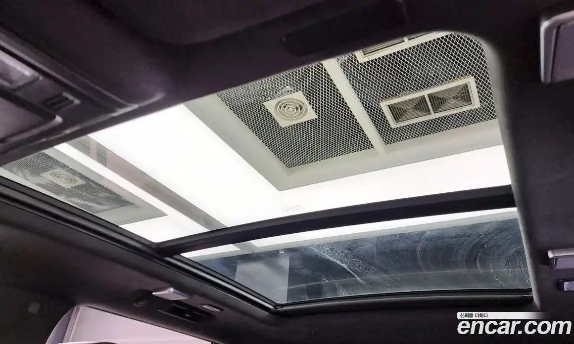 Cadillac Escalade 2025 6.2 Автомат в Москве № 611542, фото 18