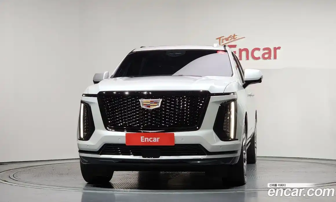 Cadillac Escalade 2025 6.2 Автомат в Москве № 611542, фото 3
