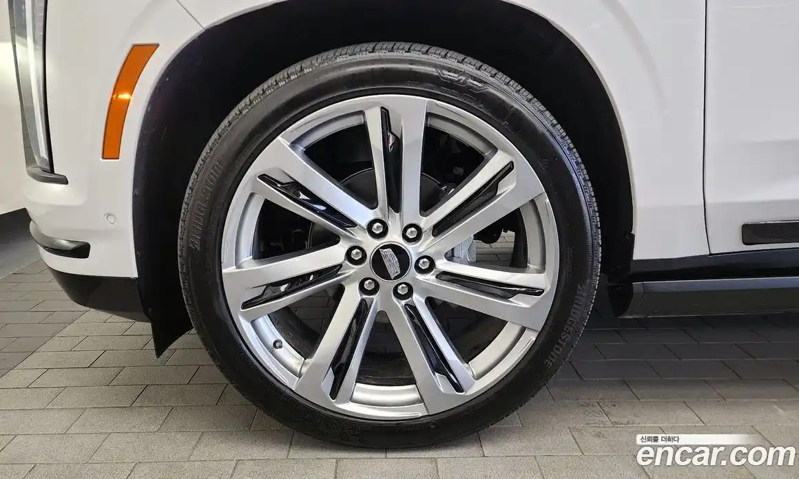 Cadillac Escalade 2025 6.2 Автомат в Москве № 611542, фото 5