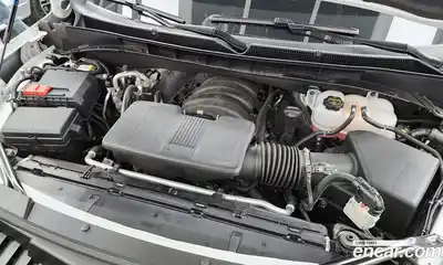 Cadillac Escalade 2025 6.2 Автомат в Москве № 611542, миниатюра 6