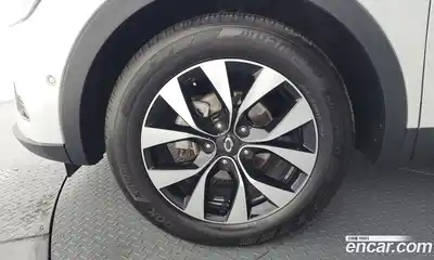 Renault XM3 2023 1.6 Автомат в Москве № 612254, миниатюра 5