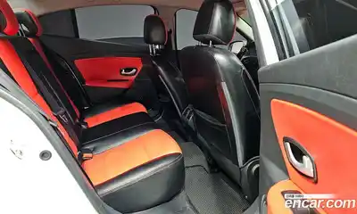 Renault SM3 2015 1.6 Автомат в Москве № 612285, миниатюра 11