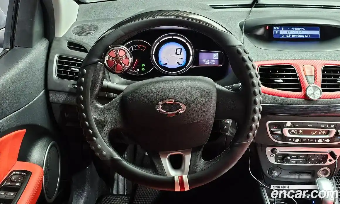 Renault SM3 2015 1.6 Автомат в Москве № 612285, фото 17