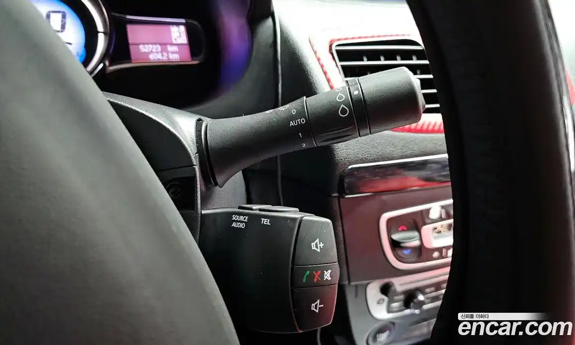 Renault SM3 2015 1.6 Автомат в Москве № 612285, фото 18