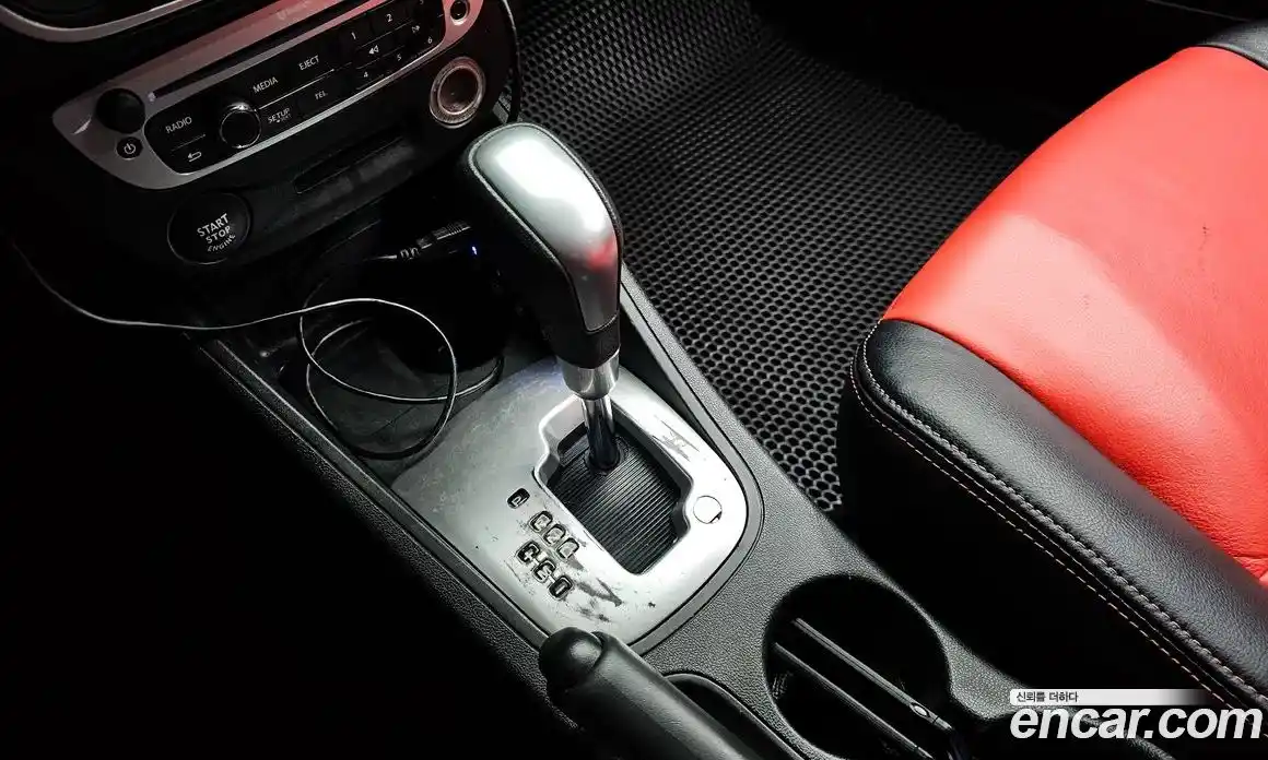 Renault SM3 2015 1.6 Автомат в Москве № 612285, фото 9