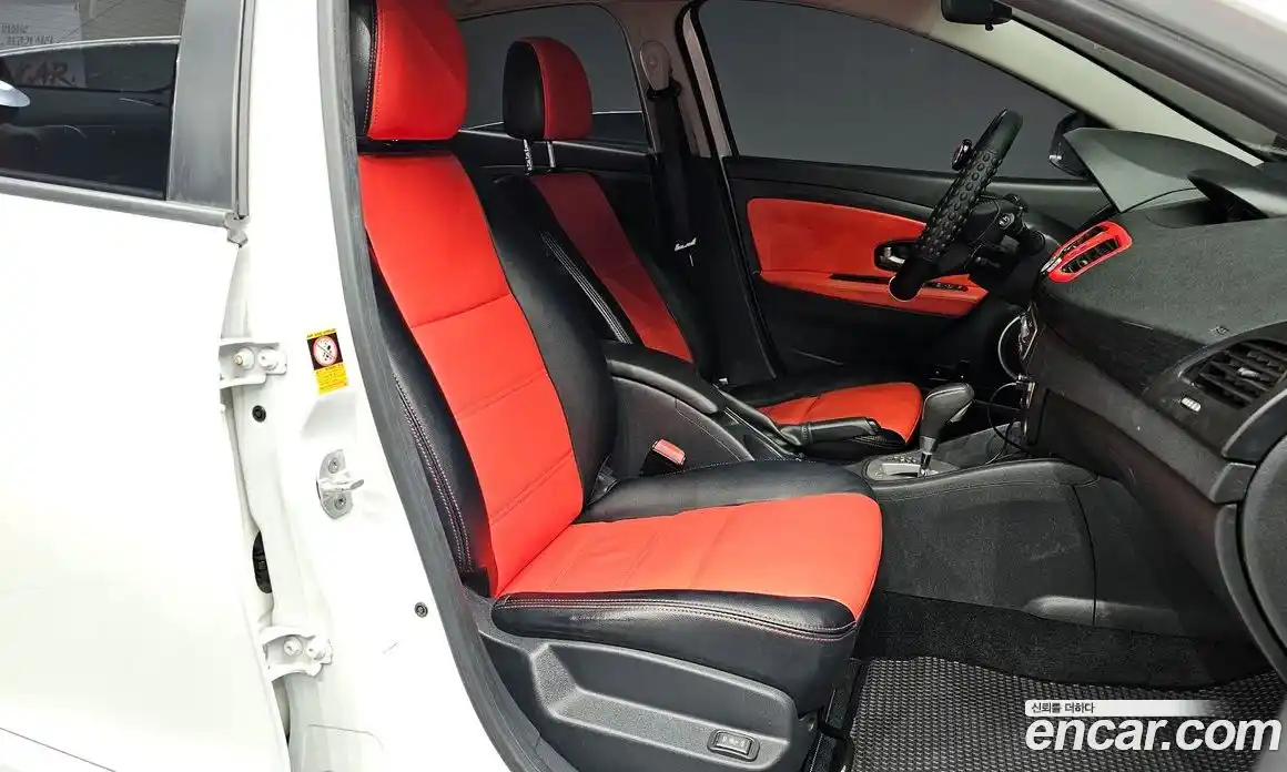 Renault SM3 2015 1.6 Автомат в Москве № 612285, фото 10