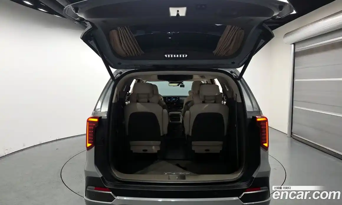 Kia Canival 2025 3.5 Автомат в Москве № 612903, фото 20