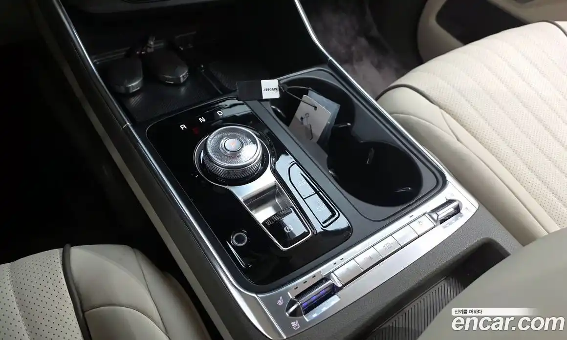 Kia Canival 2025 3.5 Автомат в Москве № 612903, фото 9