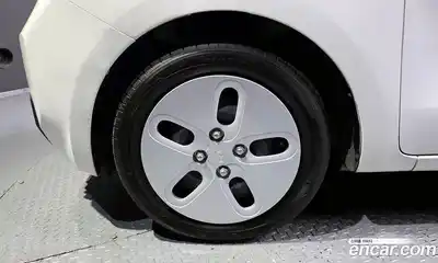 Kia Ray 2023 1.0 Автомат в Москве № 612921, миниатюра 4