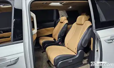 Kia Canival 2022 2.2 Автомат в Москве № 613041, миниатюра 12