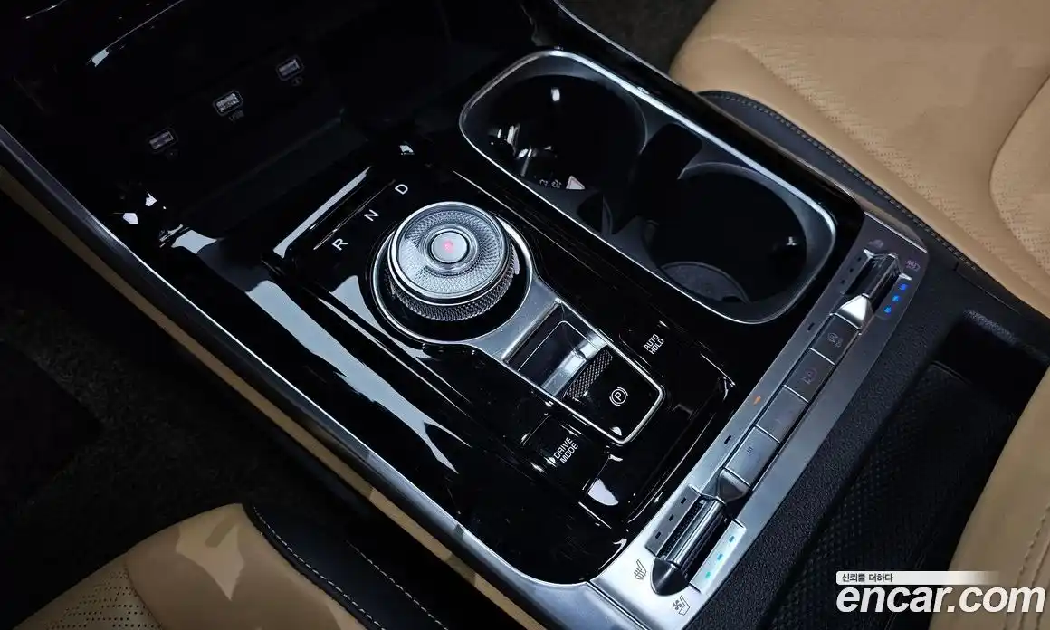 Kia Canival 2022 2.2 Автомат в Москве № 613041, фото 9