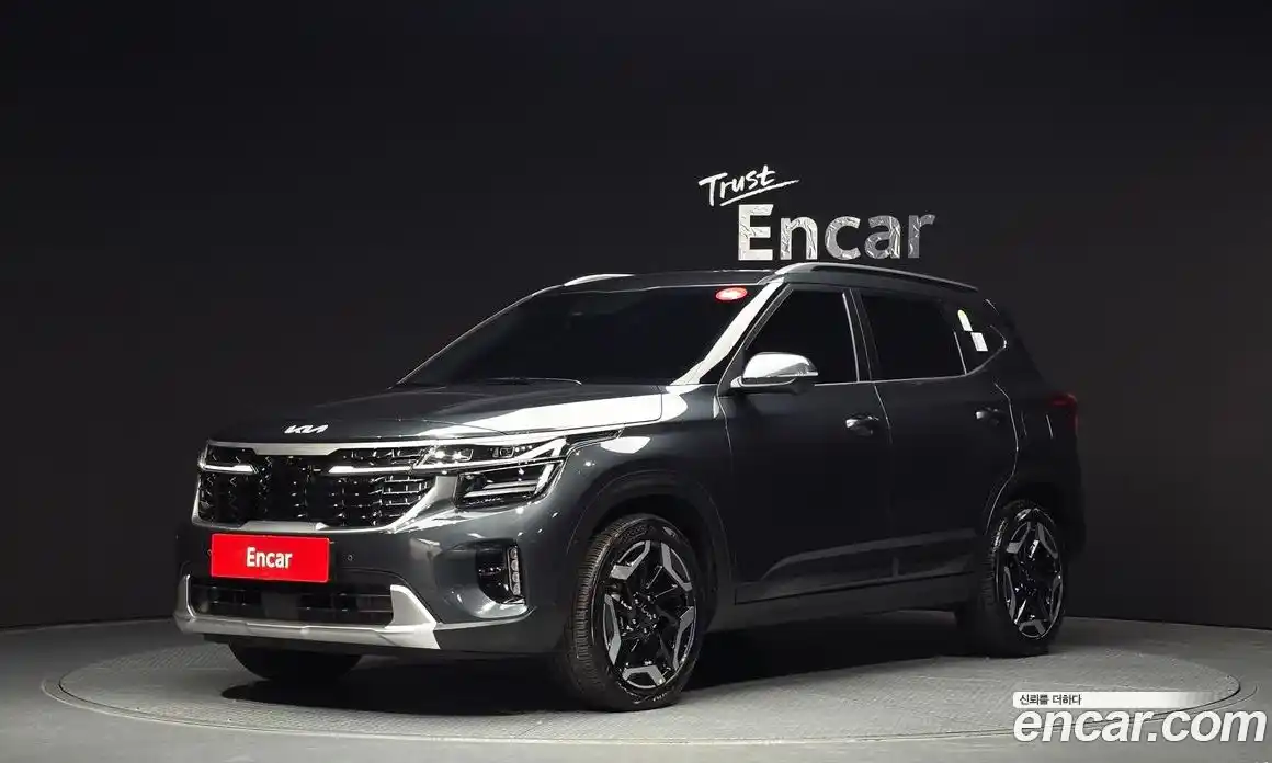 Kia Seltos 2024 2.0 Автомат в Москве № 613106, фото 1