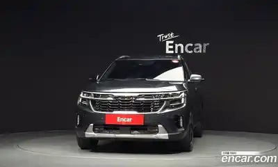 Kia Seltos 2024 2.0 Автомат в Москве № 613106, миниатюра 3