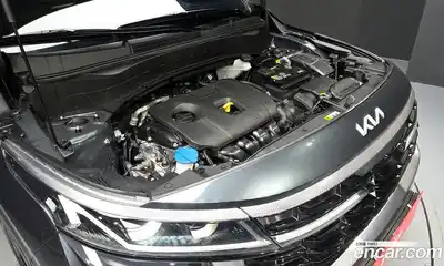 Kia Seltos 2024 2.0 Автомат в Москве № 613106, миниатюра 6