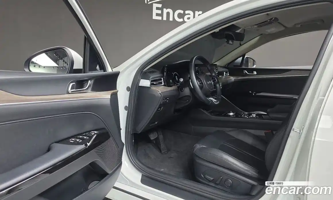 Kia K5 2022 2.0 Автомат в Москве № 613196, фото 12