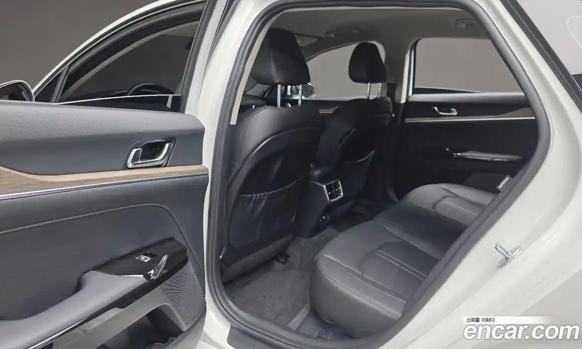 Kia K5 2022 2.0 Автомат в Москве № 613196, фото 18