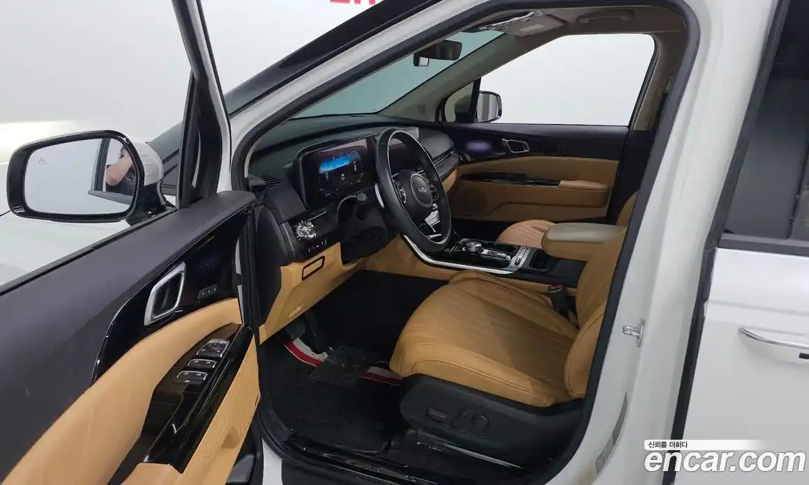 Kia Canival 2023 3.5 Автомат в Москве № 613372, фото 10